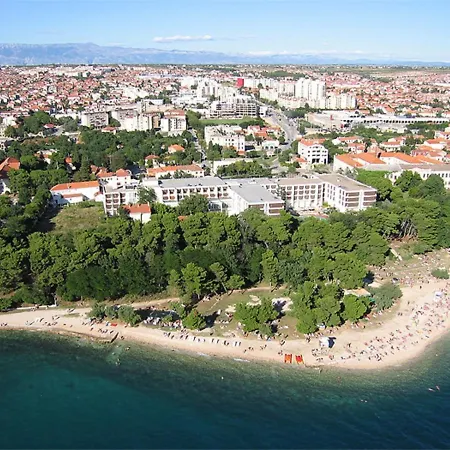 Appartement Luxurious In With Garden